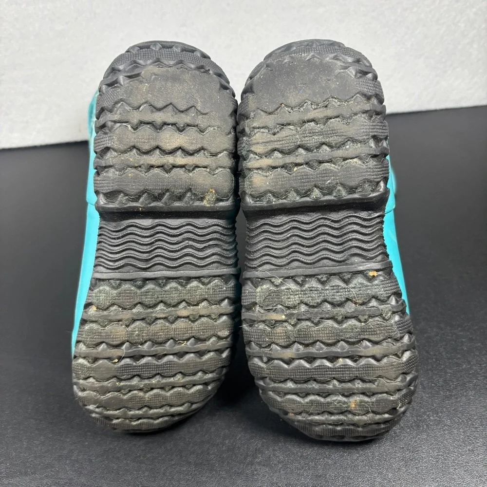 Bogs York Star Heart Waterproof Boots Teal Blue Youth Size 1 Kids Snow Rain